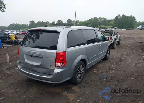 2017 Dodge Grand Caravan Sxt z USA, uszkodzony, nr VIN 2C4RDGCGXHR791457